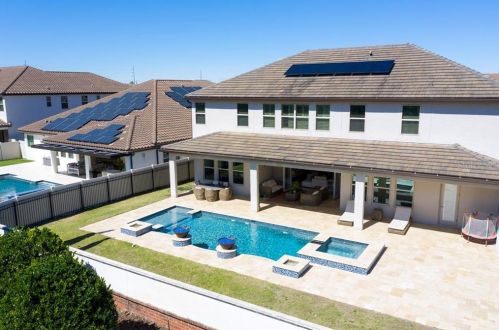 8035 Chilton Dr, Orlando FL 32836 exterior