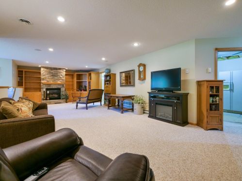 315 Country Club Rd, Melrose MN  56352-1516 exterior