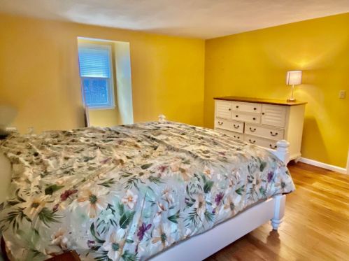 22 Settlers Ln, Salem NH  03079-1253 exterior