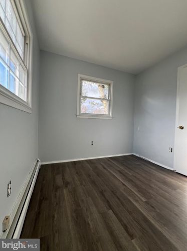 15023 Carlsbad Rd, Woodbridge VA  22193-1605 exterior