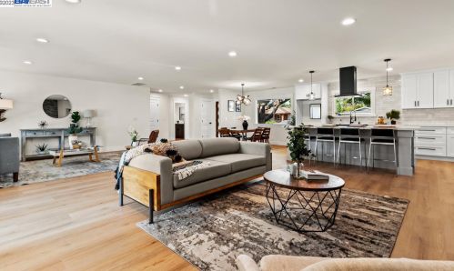1743 Willow Creek Ct, San Jose, CA 95124-1949