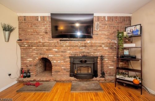 80 Clark Rd, Wantage NJ  07461-3112 exterior