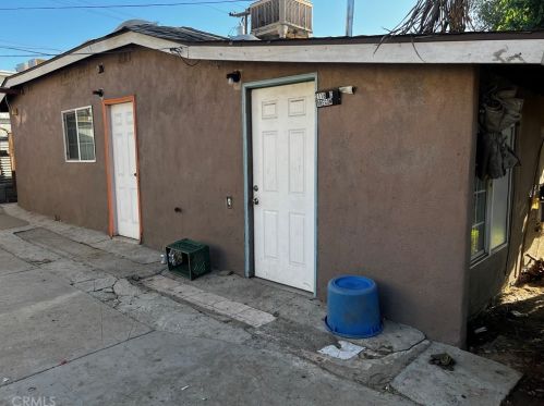 2118 Oregon St, Bakersfield CA  93305-5012 exterior