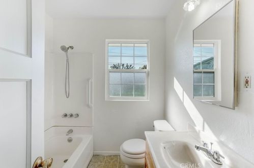 9131 Garnish Dr, Downey CA  90240-3038 exterior