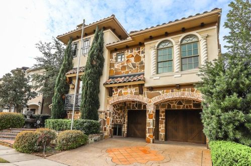 7012 Luxborough Dr, Plano TX  75024-7568 exterior
