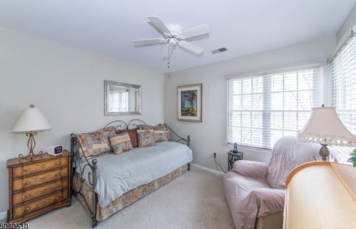 7 Christopher Ct, Lincoln Park NJ  07035-2104 exterior