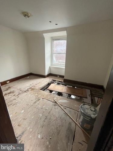 125 Haws Ave, Norristown PA 19401-4518 exterior