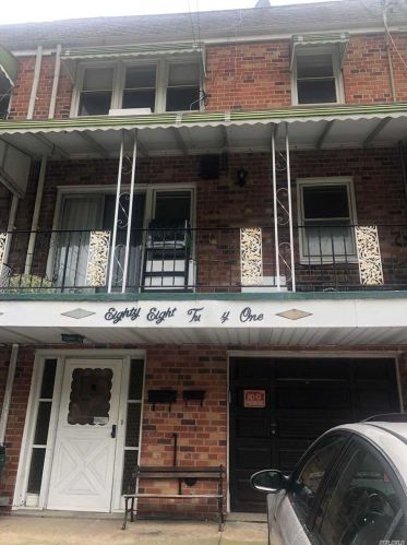 88-21 Ransom St, Jamaica, NY 11427-2724