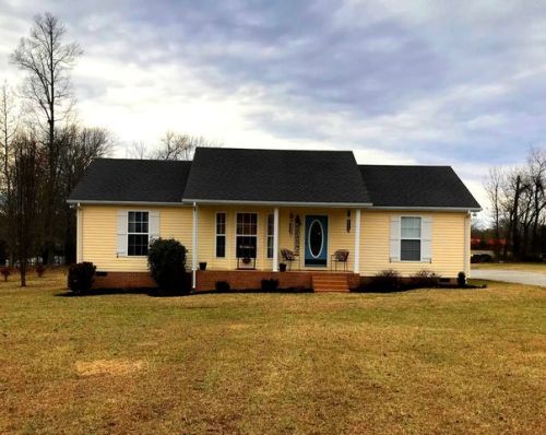 695 Foster Rd, Smithville, TN 37166-2315