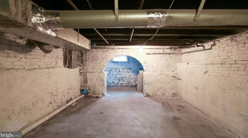 722 Vine St, Camden NJ  08102-1830 exterior