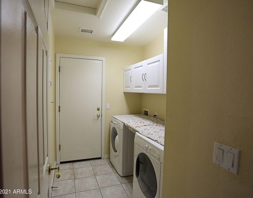 4300 Walnut Rd, Gilbert AZ  85298-8622 exterior