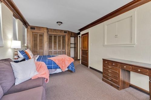 2620 10th Ave, Beaver Falls PA  15010-3711 exterior