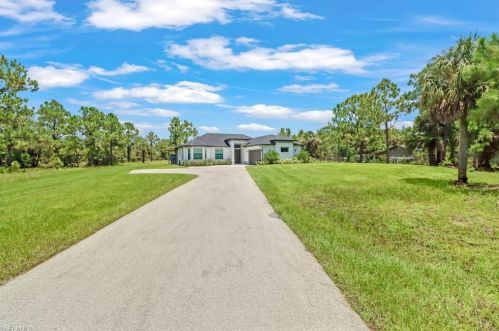 3657 20th Ave, Naples FL  34120-5577 exterior