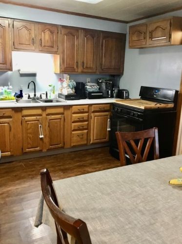 815 6th Ave, Ford City PA  16226-1120 exterior