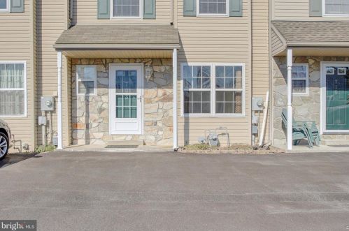 708 Golden Dr, Blandon, PA 19510-9662