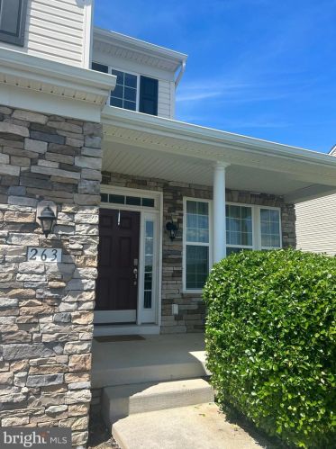 263 Hughs Rd, Charles Town WV  25414-4978 exterior