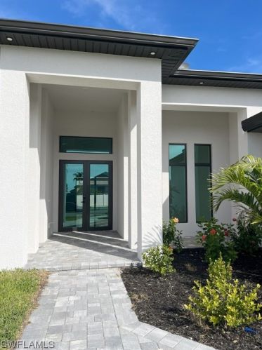 1923 27th Ter, Cape Coral, FL 33914-2712