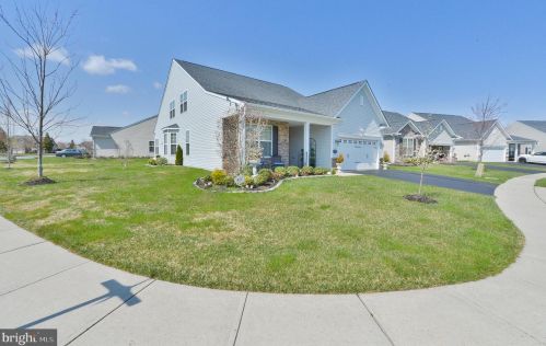 11 Pine Valley Rd, Berlin Boro, NJ 08009-9489