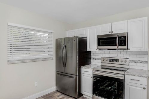 916 Gibbons St, Daytona Beach FL  32117-4213 exterior