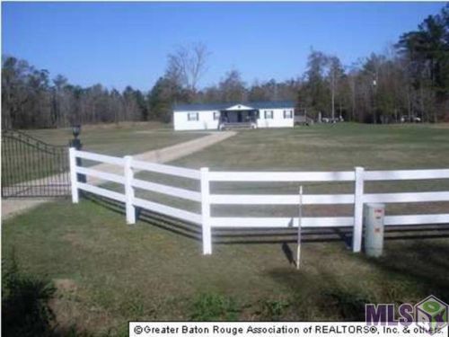 16529 Pride Baywood Rd, Pride, LA 70770-6701