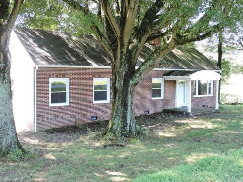 242 Tom Jones Rd, Ash Hill, NC 27007-8201
