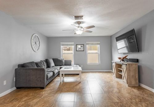 707 Shore Dr, Oldsmar FL  34677-4305 exterior