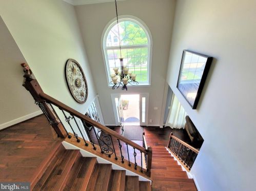 16399 Kramer Estate Dr, Woodbridge VA  22191-6003 exterior