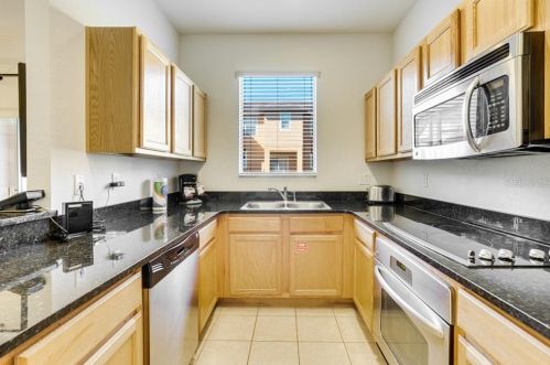 2736 Coupe St, Kissimmee FL  34746-7120 exterior