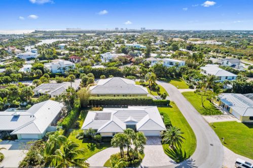 440 Apollo Dr, West Palm Beach FL  33408-2004 exterior