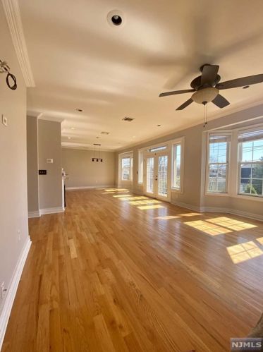 501 Lindberg Ave, Cliffside Park NJ  07010-2203 exterior