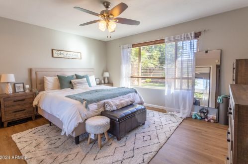 5829 Acoma Dr, Scottsdale AZ  85254-2413 exterior