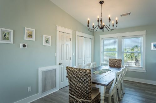 433 Gorrie Dr, Saint George Island FL  32328-3012 exterior