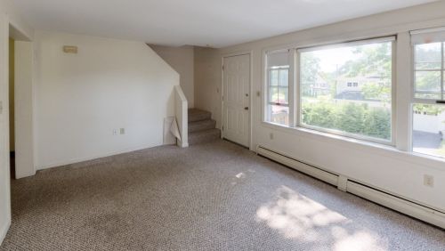 14 Linwood Rd, Natick MA 01760-3707 exterior