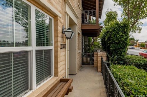 766 Olive St, Anaheim CA  92805-2733 exterior