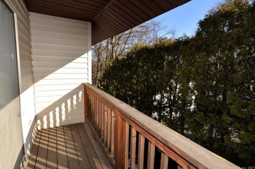 1169 Hope St, Stamford, CT 06907-1629