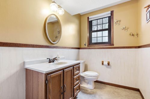 1419 Abbott Ave, Milwaukee WI 53221-3005 exterior