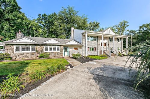 7 Hamiltonian Dr, Tinton Falls, NJ 07701-5010