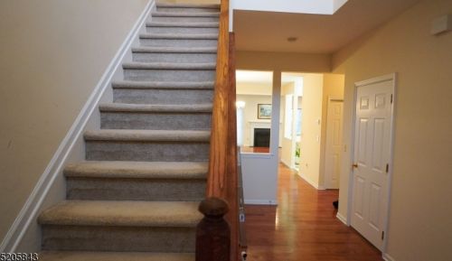 258 Emily Pl, Parsippany NJ  07054-3436 exterior