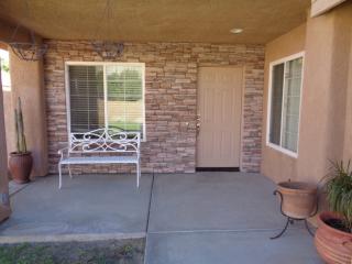 53320 Eisenhower Dr, La Quinta CA  92253-3466 exterior