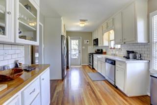 6402 Brookside Dr, Houston TX  77023-3324 exterior