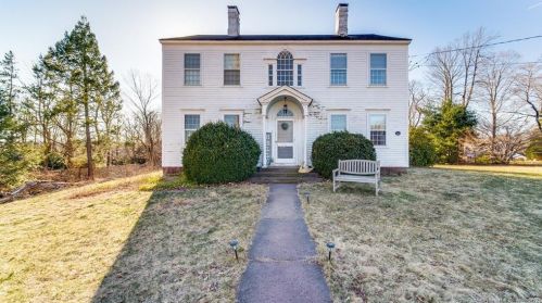 244 Maple Ave, Durham, CT 06422-1214