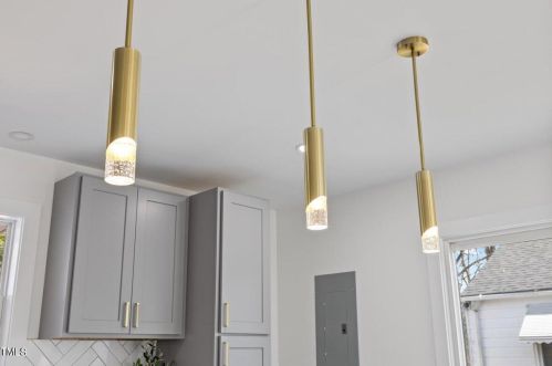 1412 Ashe St, Burlington NC  27217-2810 exterior