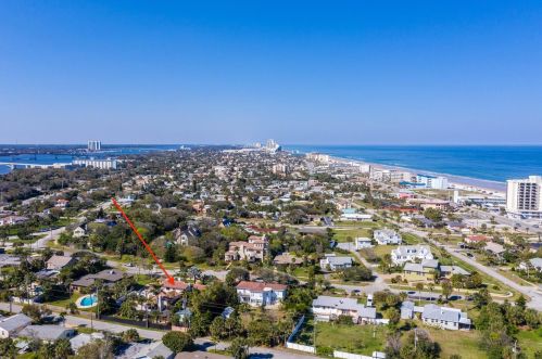 420 Ocean Dunes Rd, Daytona Beach FL  32118-4914 exterior