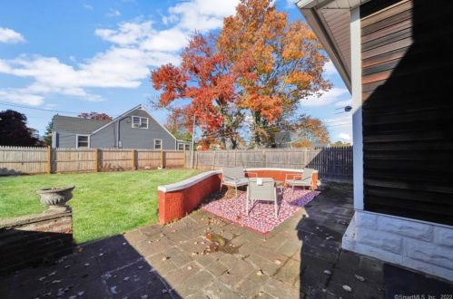 150 Summit St, Bridgeport CT  06606-4839 exterior