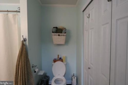 1357 Tristram Cir, West Deptford NJ  08051-2265 exterior