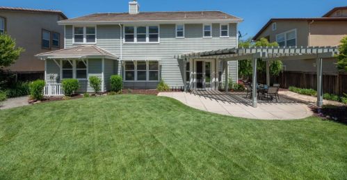 7145 Lahinch Dr, Gilroy CA  95020-3058 exterior