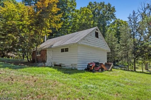 304 Jacksonville Rd, Lincoln Park NJ  07035-1515 exterior