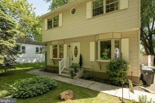 2622 Lamott Ave, Willow Grove, PA 19090-4411
