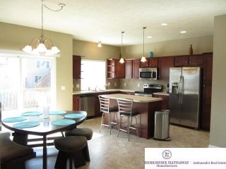 1509 Halifax St, Bellevue, NE 68123-6820
