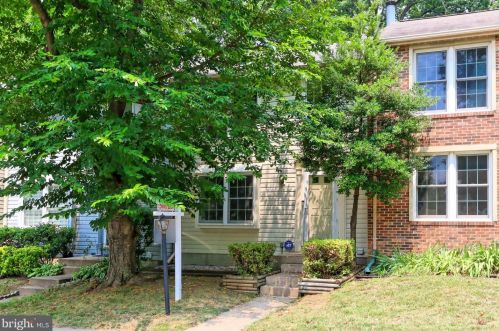7520 Aspenpark Rd, Lorton VA  22079-4501 exterior